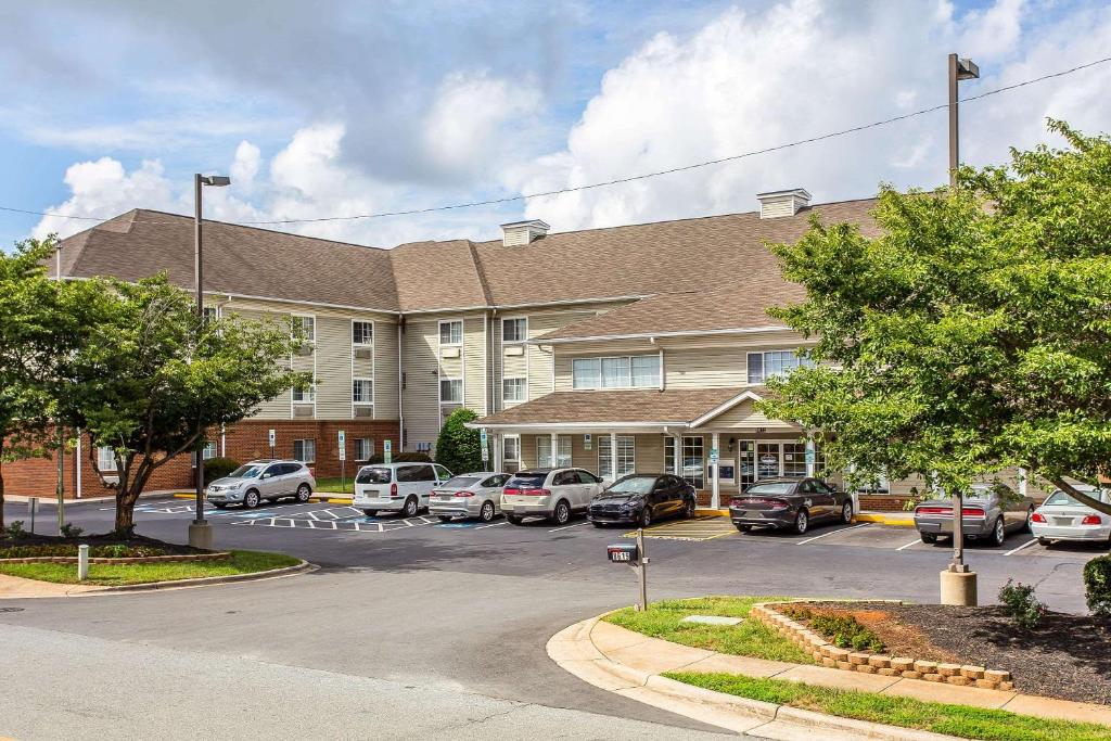 Suburban Extended Stay Hotel Charlotte Main image 2